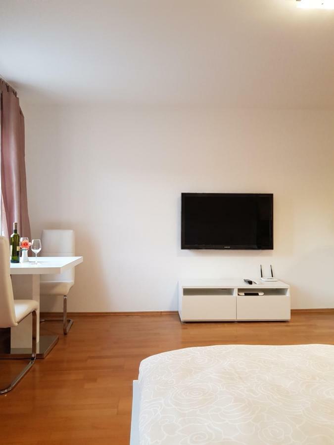 Apartment Jale Regensburg Bagian luar foto